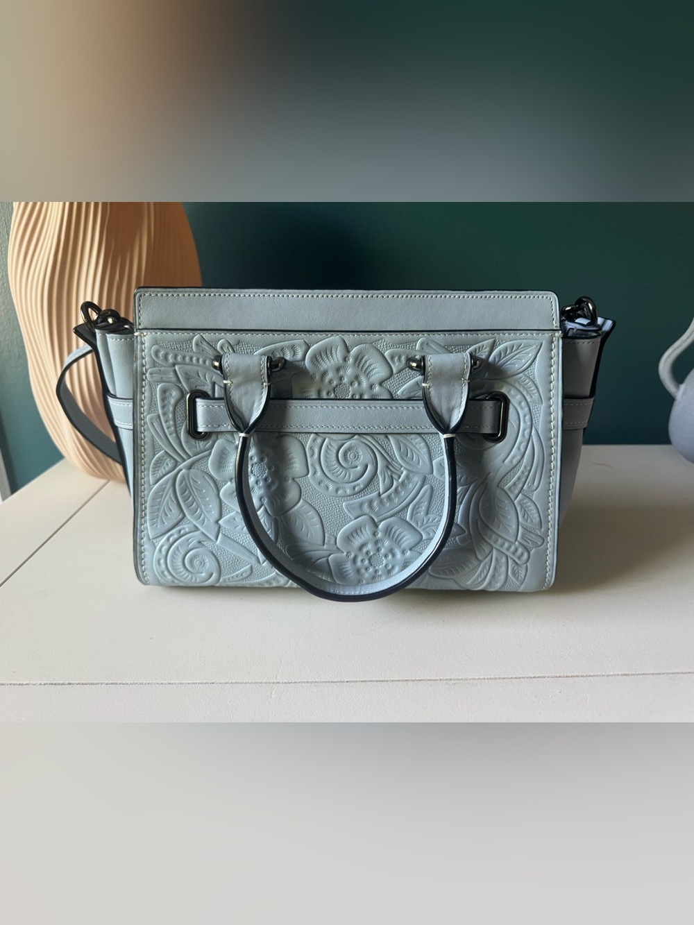 Coach Tea Rose Swagger - Picture 2 of 12